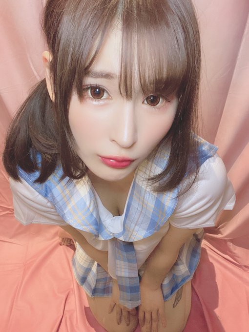 辣妹校正回归！E罩杯刺青美少女“叶月蕾菈”改名换造型狂吸上万粉丝回流！
