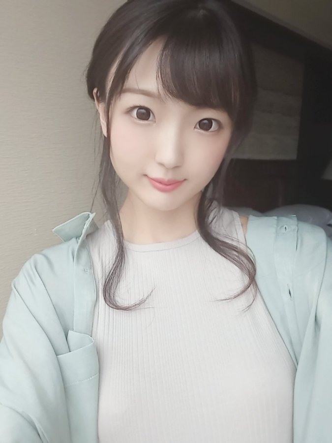 性感单眼皮！雪白F罩杯纤细美少女“夏爱梓”移籍事务所改名再战！