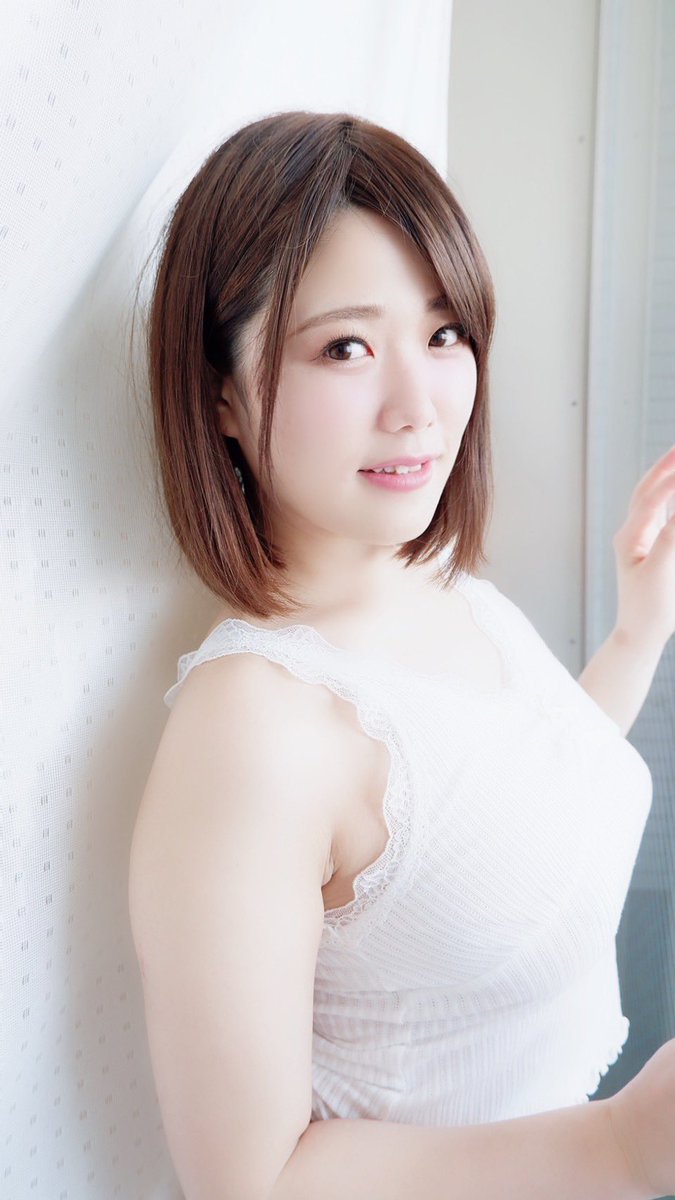 上万追踪!界令和第一位J罩杯神乳“佐知子”开玩抖音!