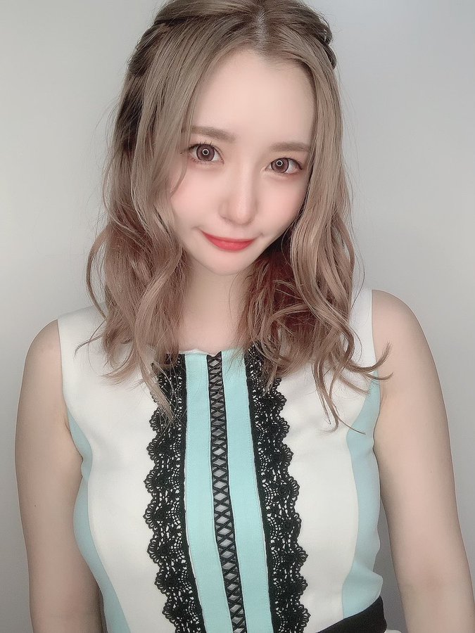 改名再战!F罩杯火辣美女黑川纱里奈改名“百永纱理奈”推特迈向8万追踪!
