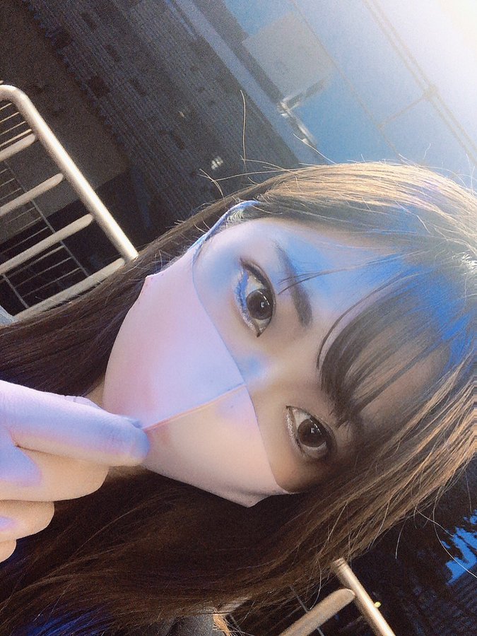 奇迹小颜！H罩杯美女“翔雀”AV出道、推特上线两周轻取破千追踪！