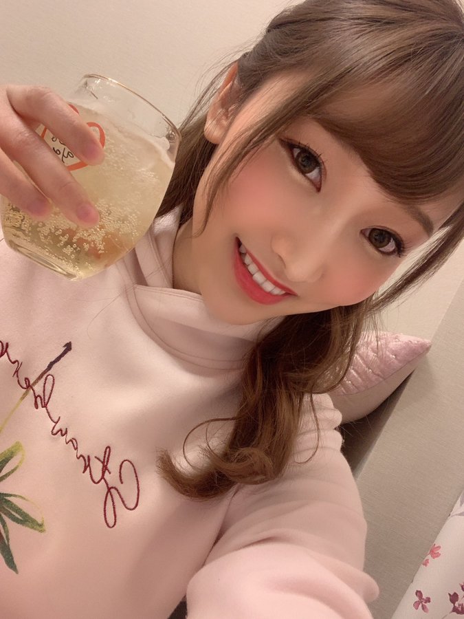 火辣乳琴又一人！D罩杯美艳女演员“丹羽菫”转战Youtube界大秀身材！