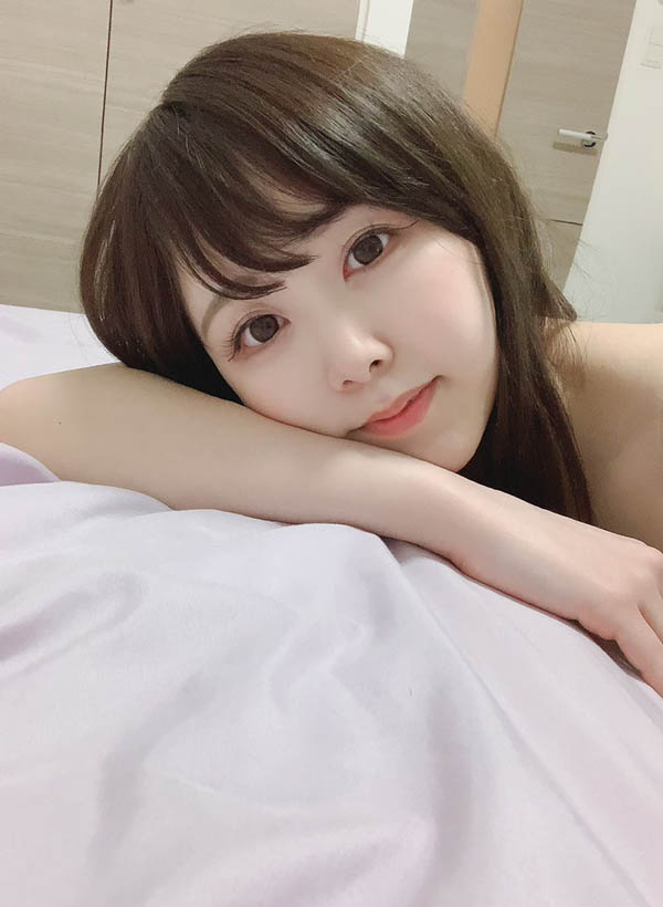 兴趣使然！ 面包店打工的女大学生“松宫翡翠”AV出道！