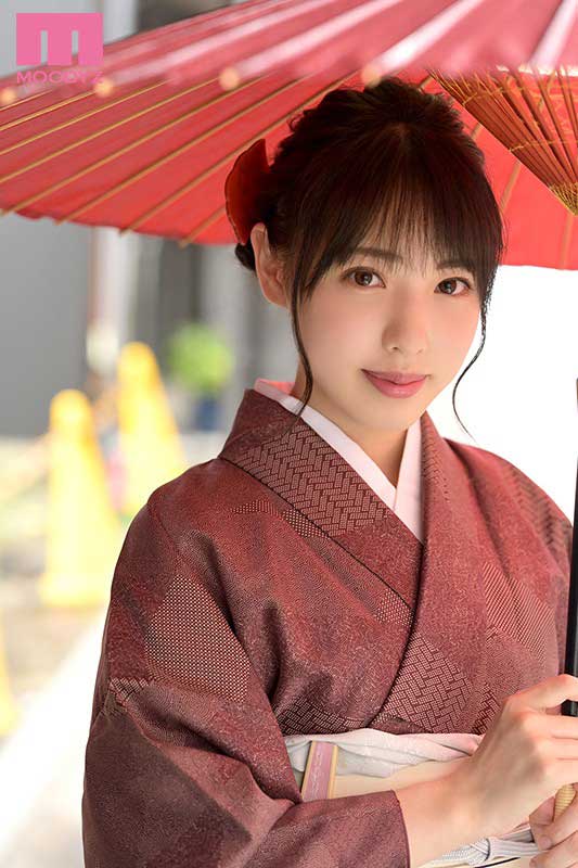 和服老店千金！ C罩杯白净美少女「白桃花」AV出道自曝：高二就决定好了。