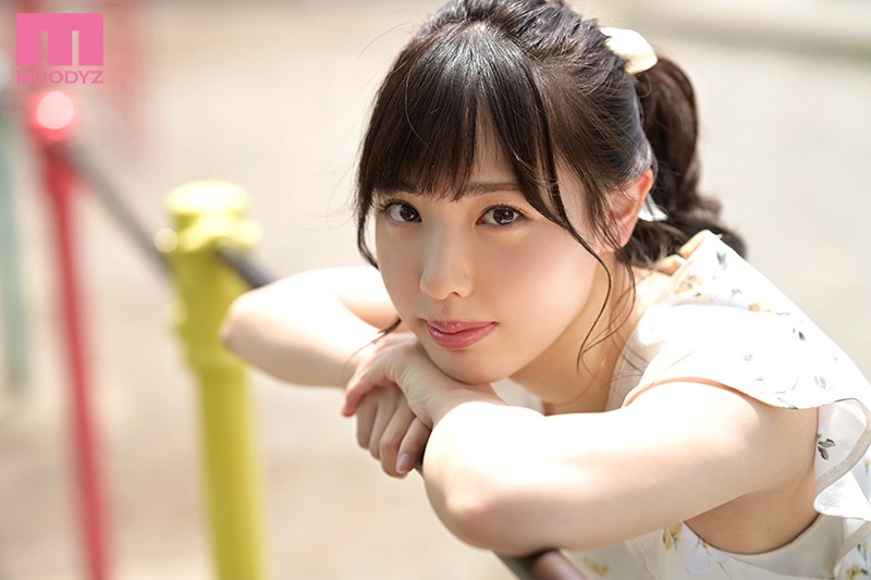 和服老店千金！ C罩杯白净美少女「白桃花」AV出道自曝：高二就决定好了。