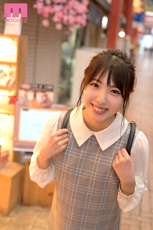 和服老店千金！ C罩杯白净美少女「白桃花」AV出道自曝：高二就决定好了。
