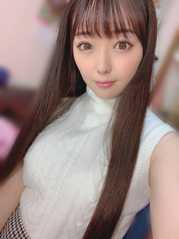 雪白美肌！ 正统派日系美少女「高濑里奈」AV出道！隐乳炸出F级震度！