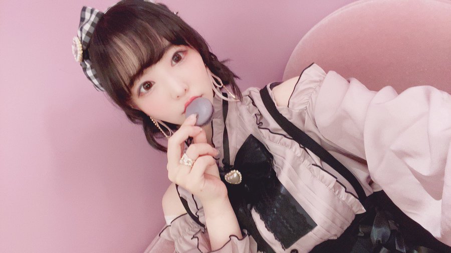 超火辣开胸洋装! G罩杯气质新人女优「三宫椿」庆推特2万追踪福利照洗版啦!