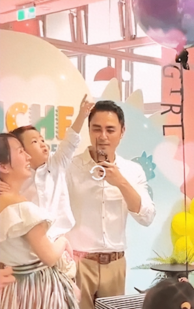 明道官宣二胎孩子出生：欢迎你，我的宝贝