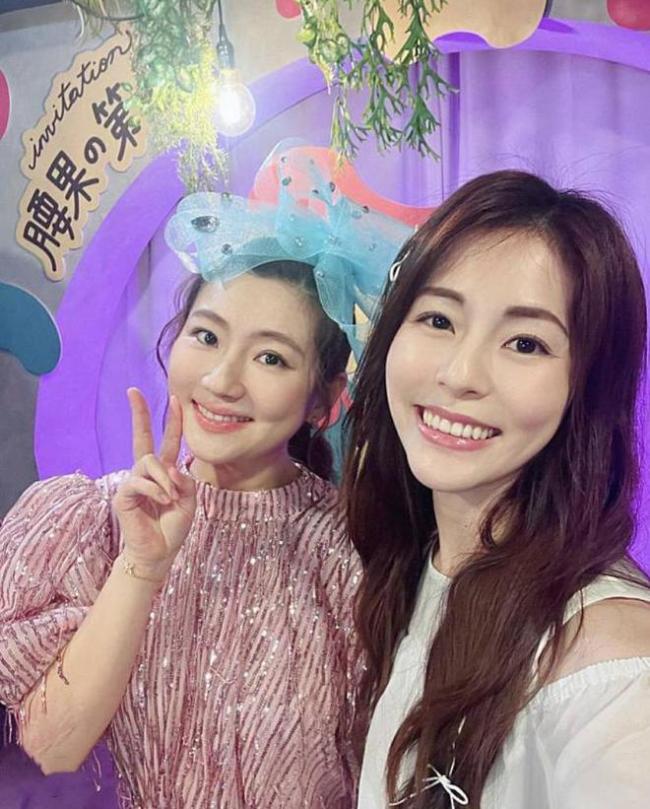妹妹曝Selina近状：享受当妈 与小男友没结婚规划