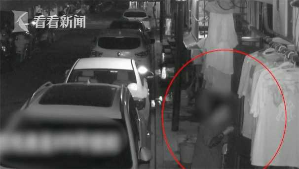 图方便将钥匙放窗台 男子趁机潜入女孩家中偷拍