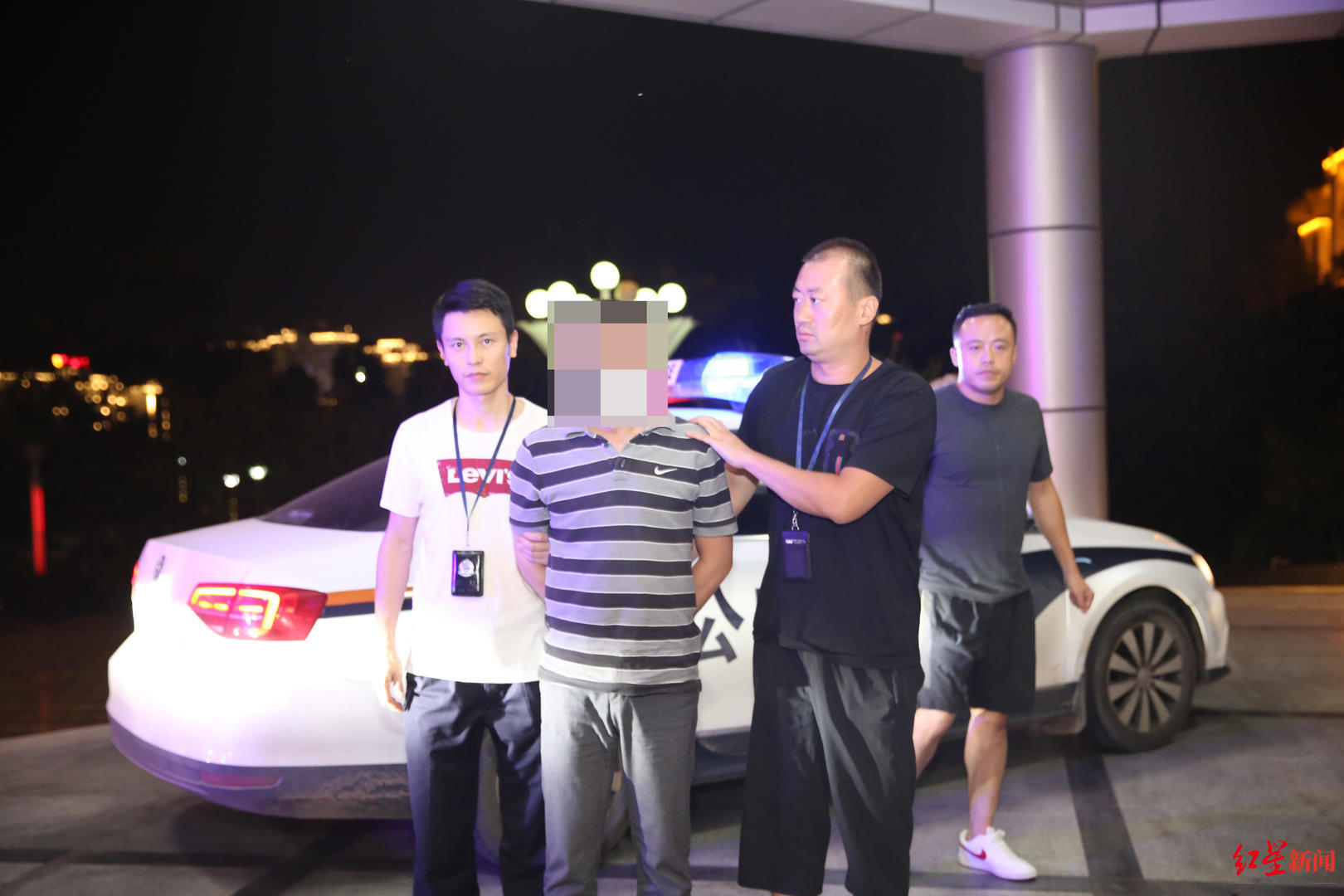 男子杀人后改名换姓逃亡21年