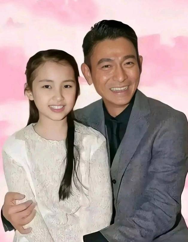 王晶称刘德华太太很辛苦 曝刘德华女儿会五种语言