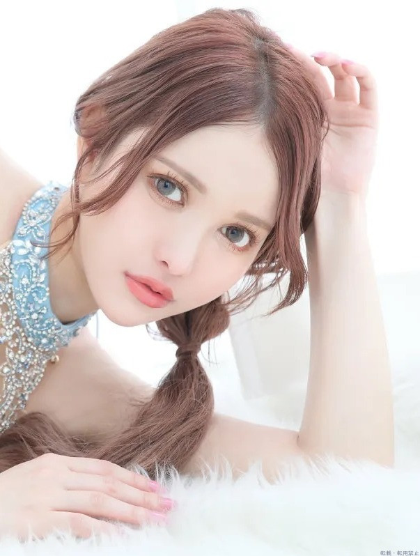 六本木第一女公关拍片是掉漆？但8MAN那位新人れん(恋)是⋯