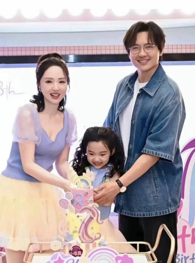 董璇称从没想过婚姻会失败！首次谈前夫高云翔事件