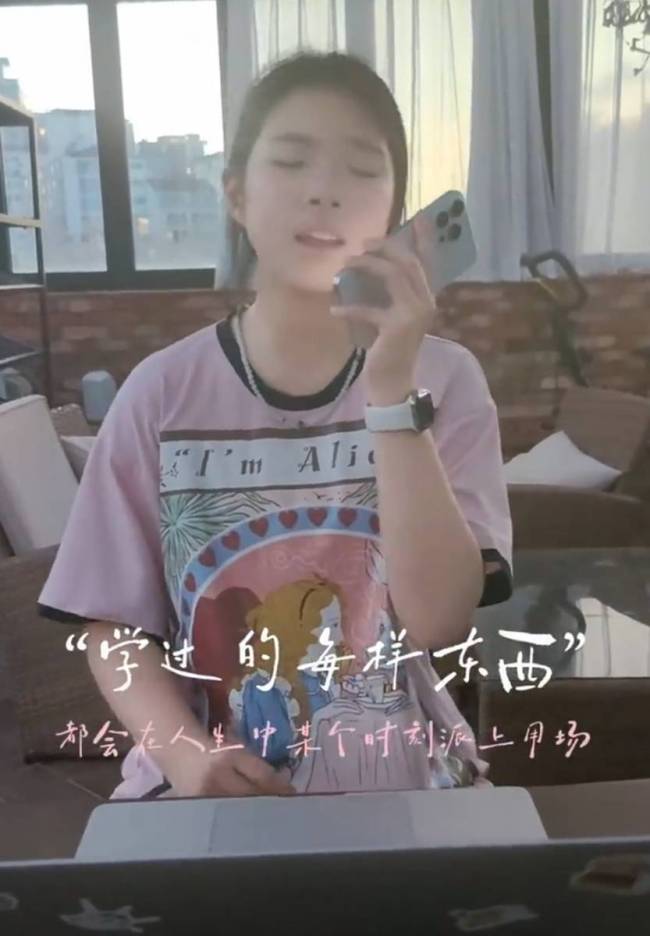 黄奕再回应女儿被抵制出道：全屏都在说毒贩的女儿