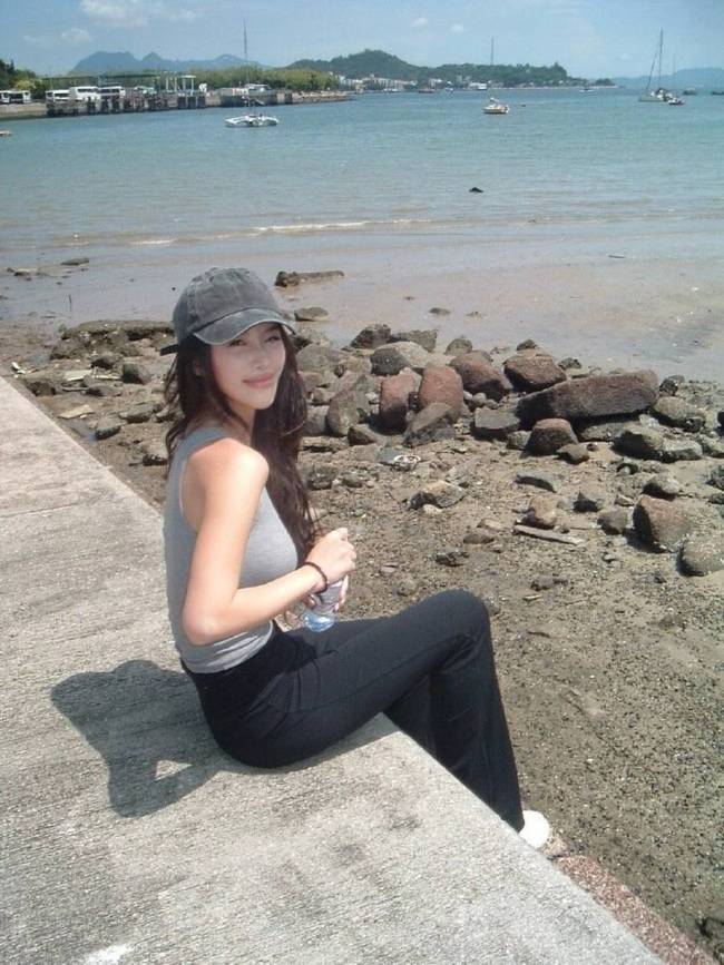 郭珮文晒登山照！秒变运动系美女香汗淋漓身材火辣