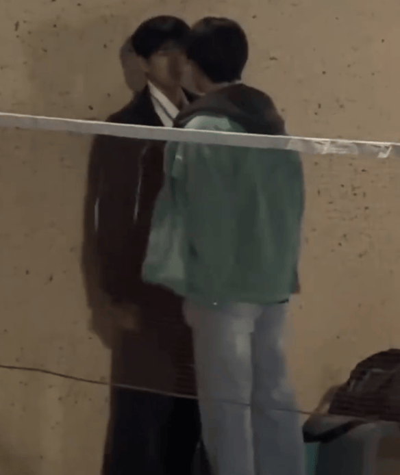 拍短剧时被真打演员发文报平安 剧组致歉