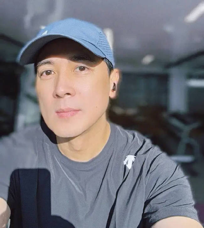 保剑锋发文疑似回应黄慧颐:编造也要编得高级一点