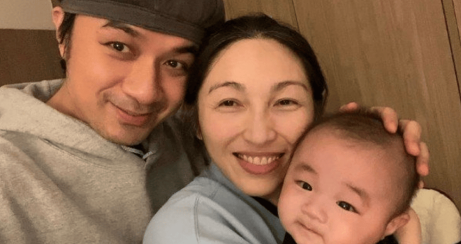 古巨基再当爸!晒四口合照 58岁妻子二胎顺利降生