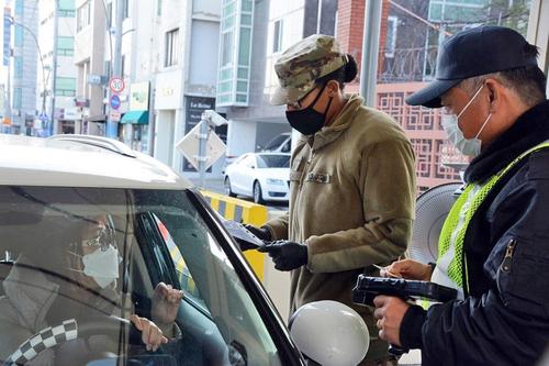 美国第七舰队在南海试射导弹怎么回事？