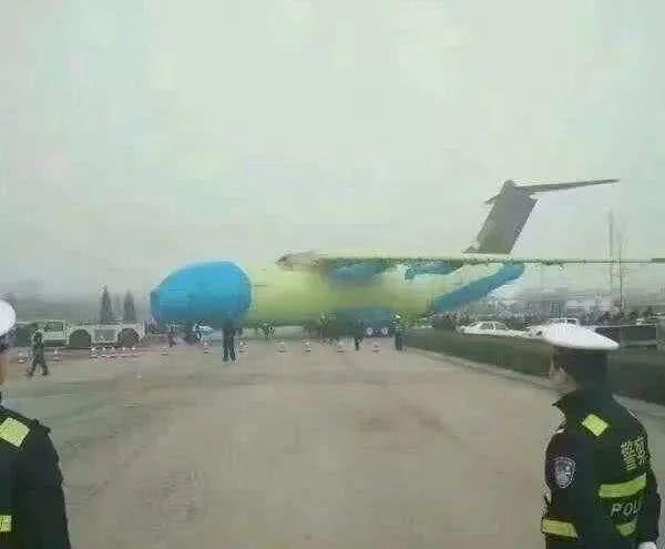 解放军空警500预警机现身东海 日本自卫队战斗机紧急出动！