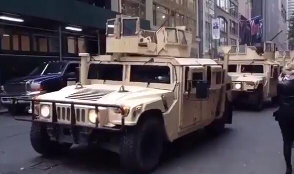 美军开进纽约抗击疫情,民众被吓得魂不附体 美军开进纽约抗击疫情,民众被吓得魂不附体