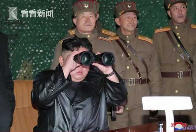 朝鲜官方首曝新武器高清无码照 履带式配两发射管