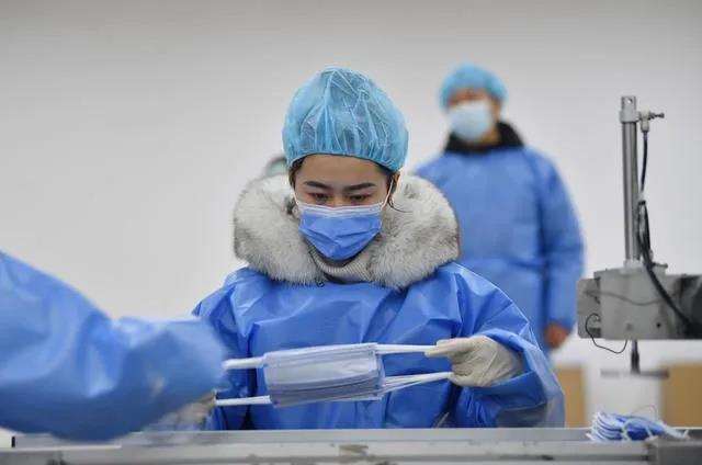 美国在疫情悬崖边晃荡,想求援中国却张不开嘴? 美国在疫情悬崖边晃荡,想求援中国却张不开嘴?