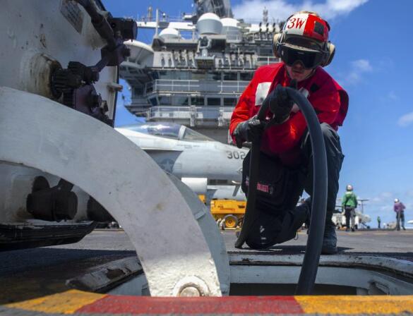 美航母又出现确诊病例 病毒来自上舰表演的越南歌舞团? 美航母又出现确诊病例 病毒来自上舰表演的越南歌舞团?