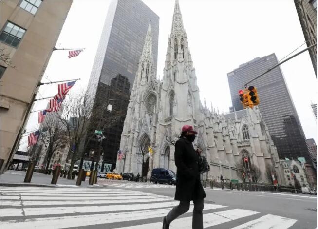 美国为什么增长这么快?张文宏: 还没有到高峰! 美国为什么增长这么快?张文宏: 还没有到高峰!