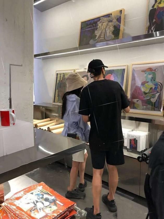 吃瓜吃到麻木!杨幂魏大勋疑似同居,杨幂和魏大勋第五次被拍到