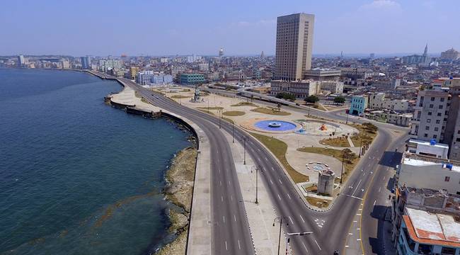 古巴首都哈瓦那加大防疫力度 将实施宵禁