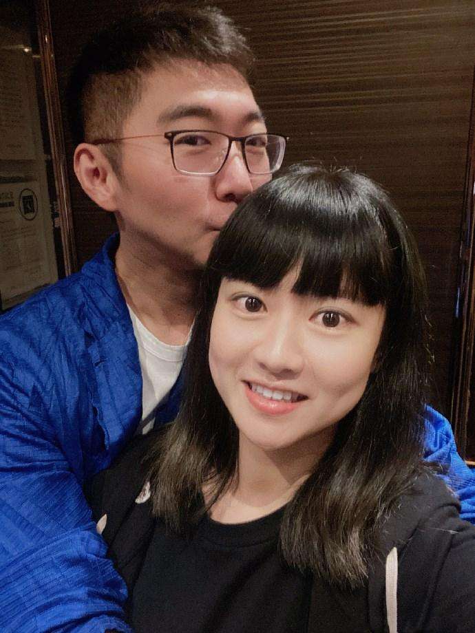 有毛病！陈数老公回应亲密照惨遭网友炮轰，你怎么看？