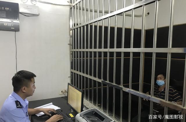 父亲为骗保把智障儿子推下海，警方用时4小时抓获嫌疑人
