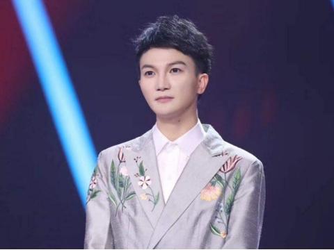 周深工作室注册少管我商标 这是个什么梗？