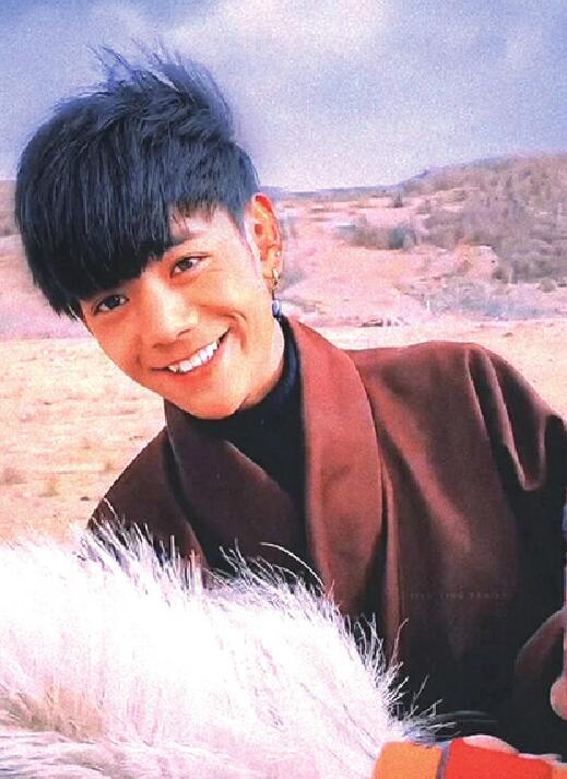 康巴藏族小伙丁真走红  被多家公司抢注为商标