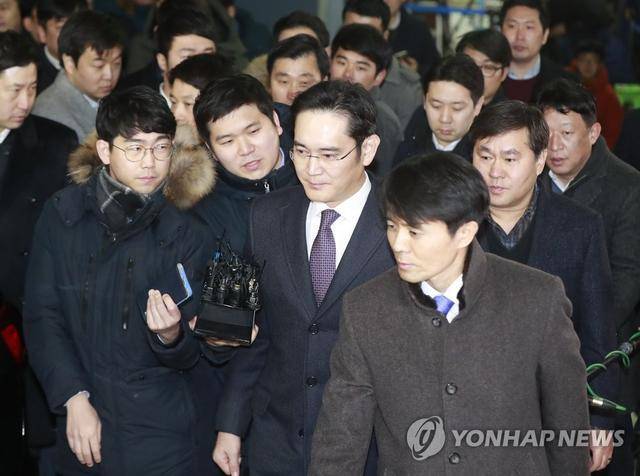 韩国检方要求判处李在镕9年有期徒刑，三星集团"年关难过"