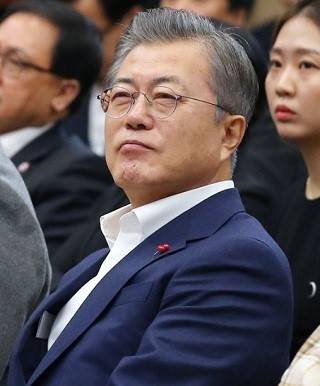 下载 (4).jpg