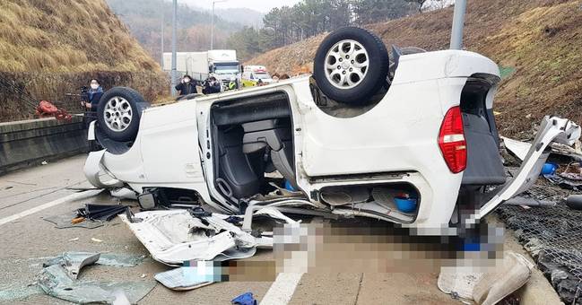 韩国高速车祸 中国公民6死4伤