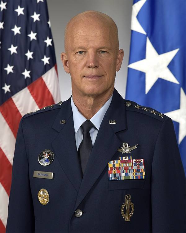 美军太空作战部长雷蒙德，是太空军最高级别军官 图自：美国国防部