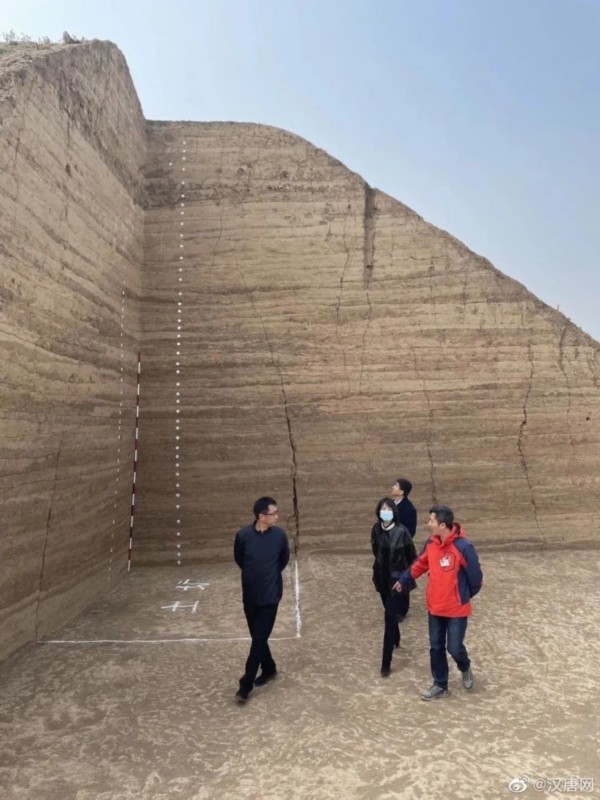 西安咸阳机场为啥能发现扎堆古墓？西安地铁8号线已发现古墓1356座
