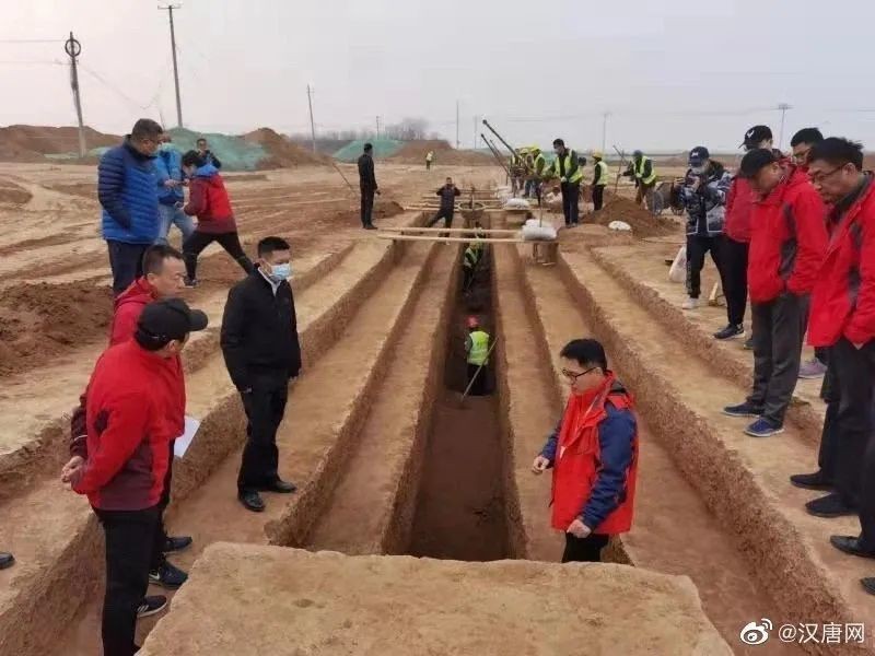 西安咸阳机场为啥能发现扎堆古墓？西安地铁8号线已发现古墓1356座