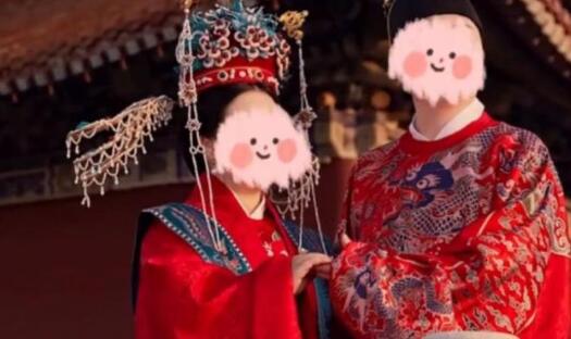 民政局回应用汉服照登记结婚被拒，到底发生了什么？