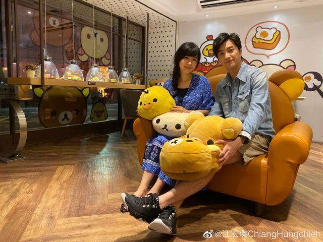 仅仅是文化差异上的磨合？风波后江宏杰更新动态：为福原爱妈妈庆生