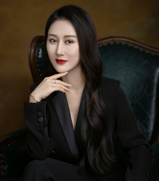 向佐"出轨门"女主否认是第三者：我觉得我没有错
