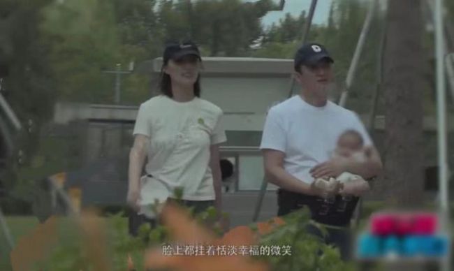 50岁李亚鹏谈和李嫣父女情 出镜头发稀疏尽显老态