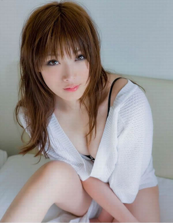 性感美女娇娘白衣诱人阳光诱惑写真