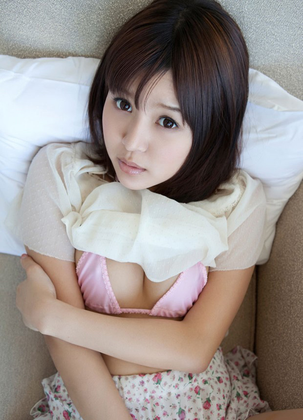 性感美女丰满好身材诱惑写真