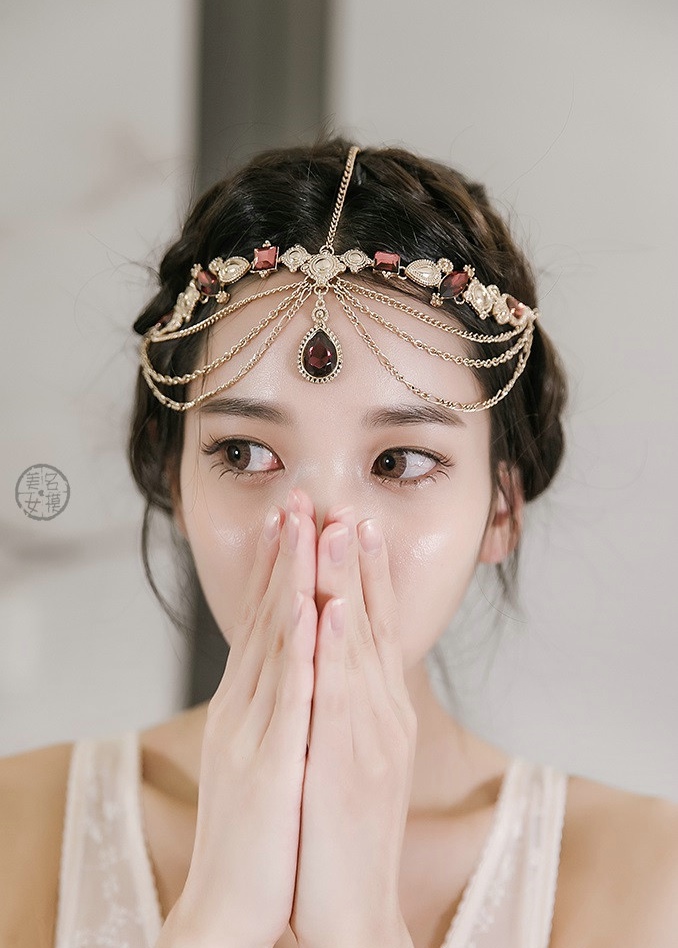 公主头型塑身内衣美女妖娆身段诱惑写真